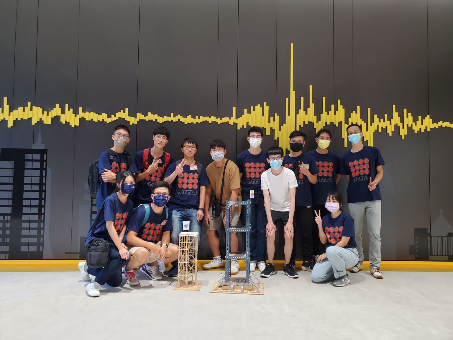 土木系師生團隊獲「抗震盃-地震工程模型競賽」研究生組第二名、大專生組第五名佳績