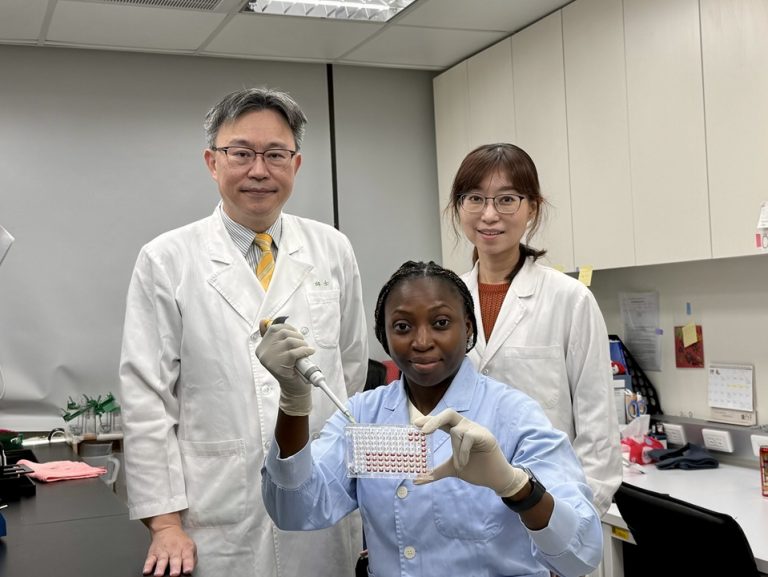 榮陽交團隊發現腫瘤微環境中的遊說集團 肺腺癌研究新突破，有助克服抗藥性